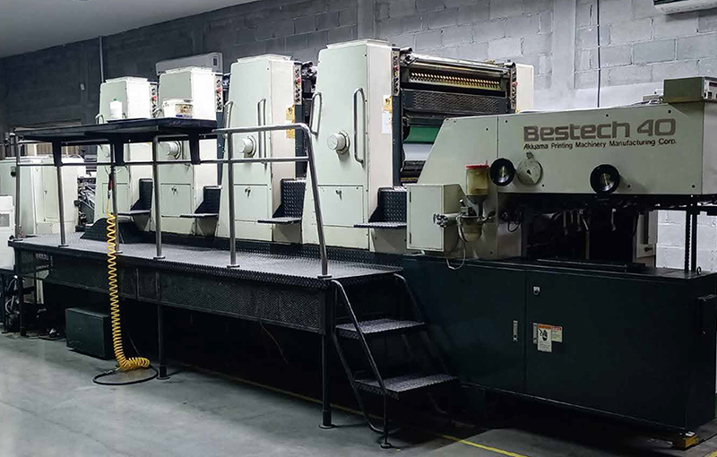 A915qe647_09.jpg